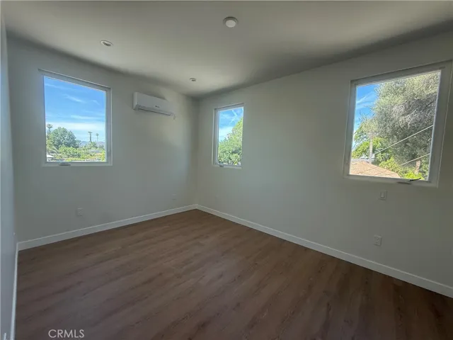UPSTAIRS BEDROOM 3