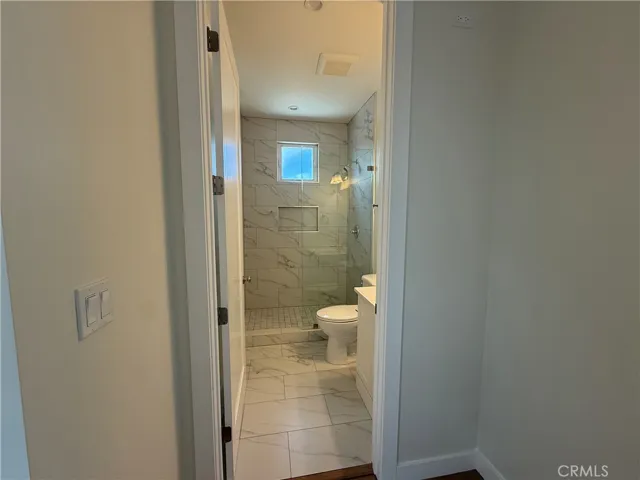 UPSTAIRS BATHROOM 3