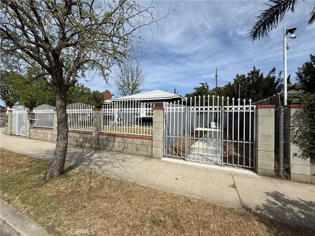FRONT ON SATICOY