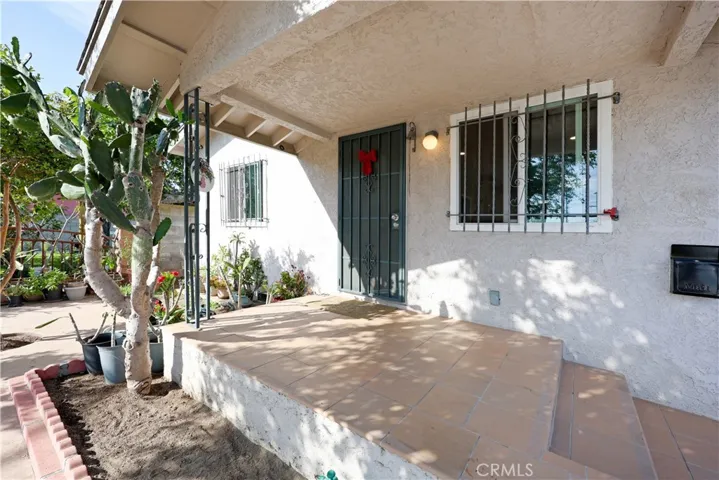 6249 Hollenbeck, Huntington Park, California 90255