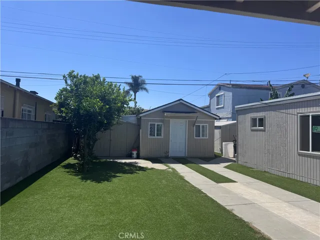 6249 Hollenbeck, Huntington Park, California 90255