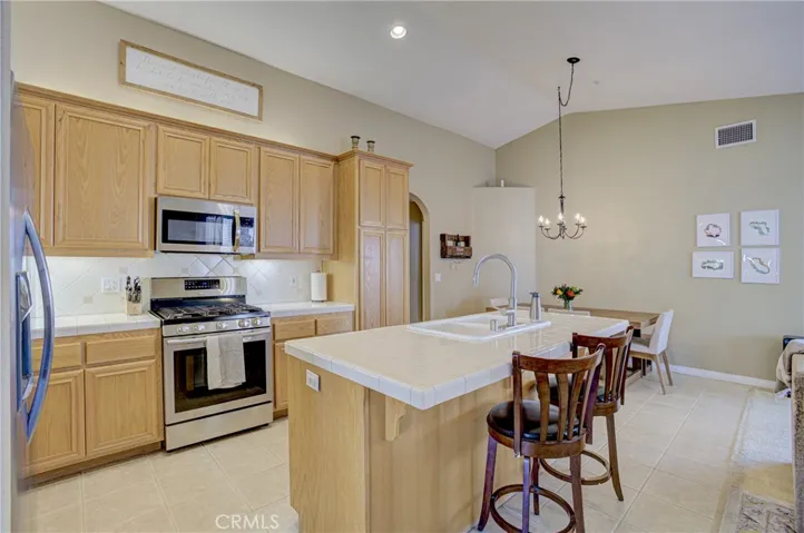 117 Morro, Fallbrook, California 92028