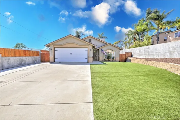 117 Morro, Fallbrook, California 92028