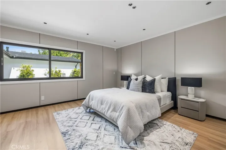 18057 Medley Drive, Encino, California 91316
