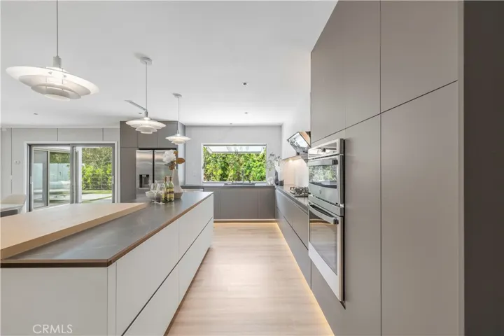 18057 Medley Drive, Encino, California 91316