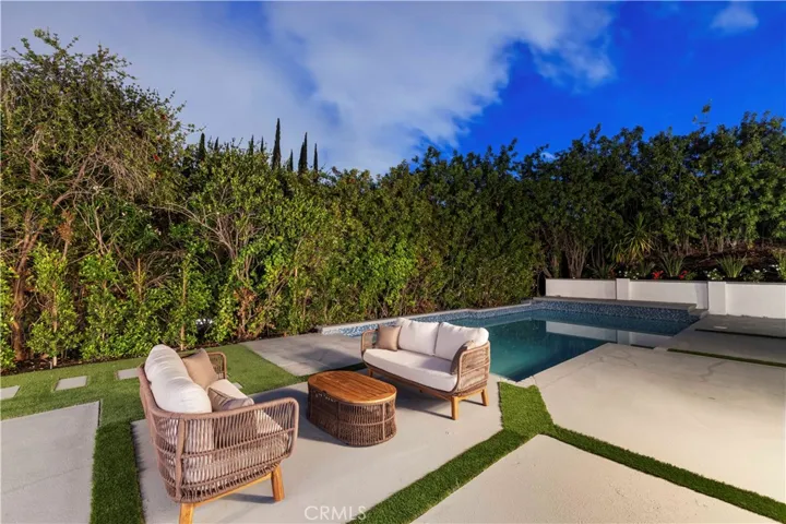 18057 Medley Drive, Encino, California 91316