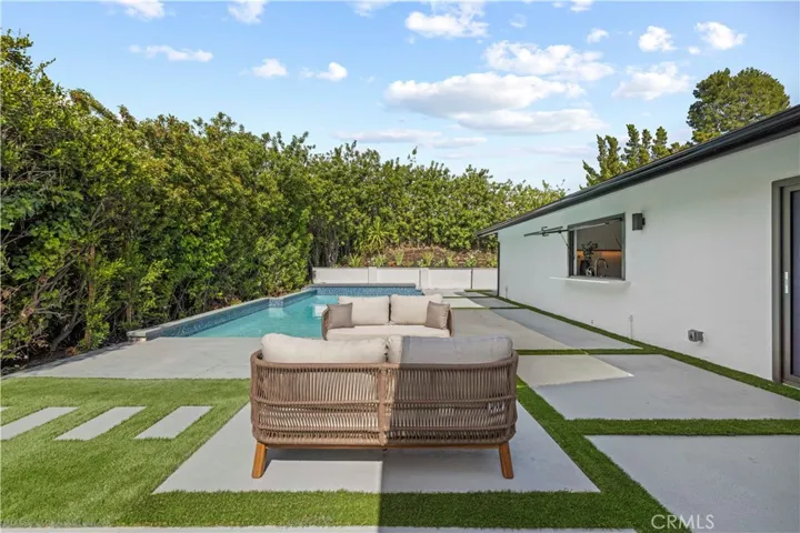 18057 Medley Drive, Encino, California 91316