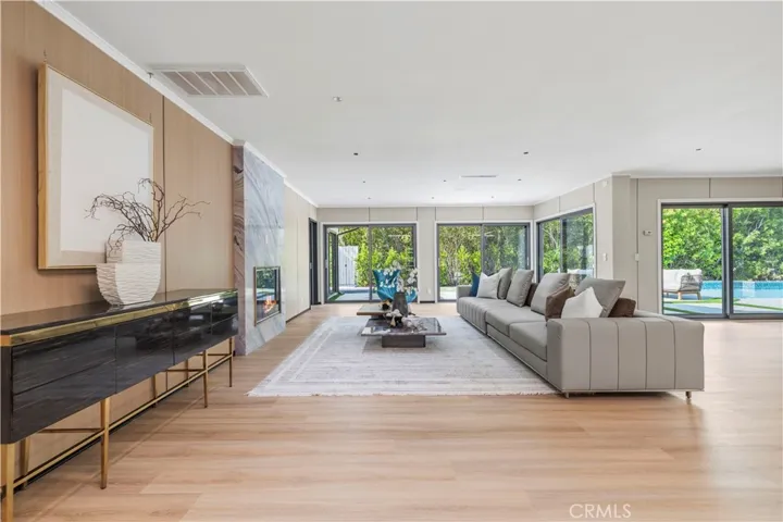 18057 Medley Drive, Encino, California 91316