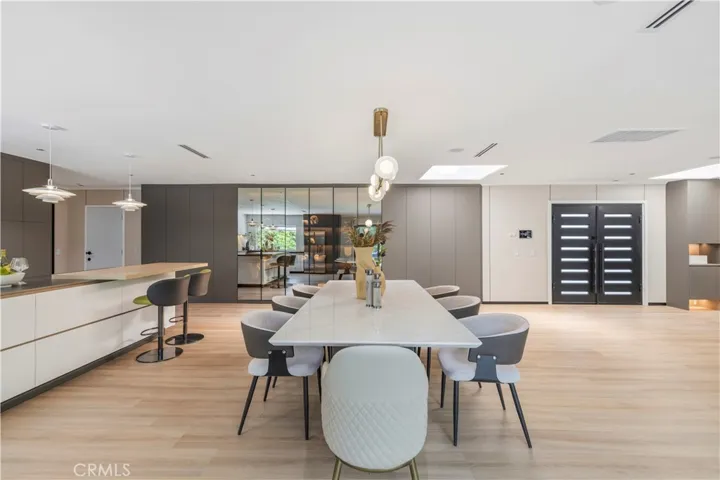 18057 Medley Drive, Encino, California 91316