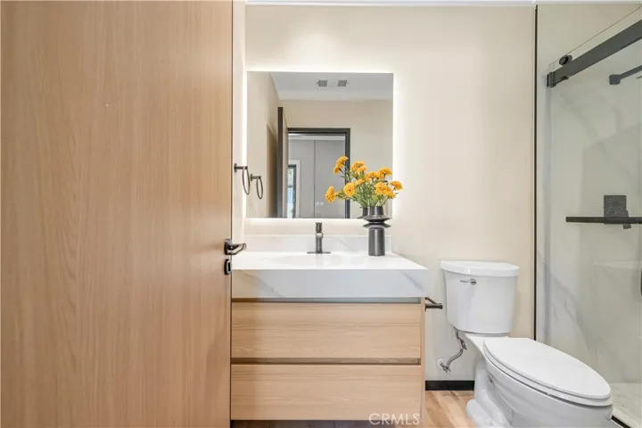 18057 Medley Drive, Encino, California 91316