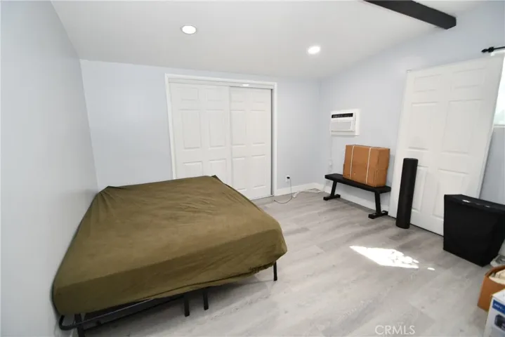 Bedroom 1 Back Unit