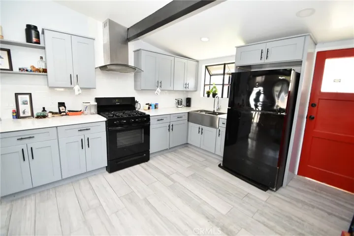 Back Unit Kitchen 3