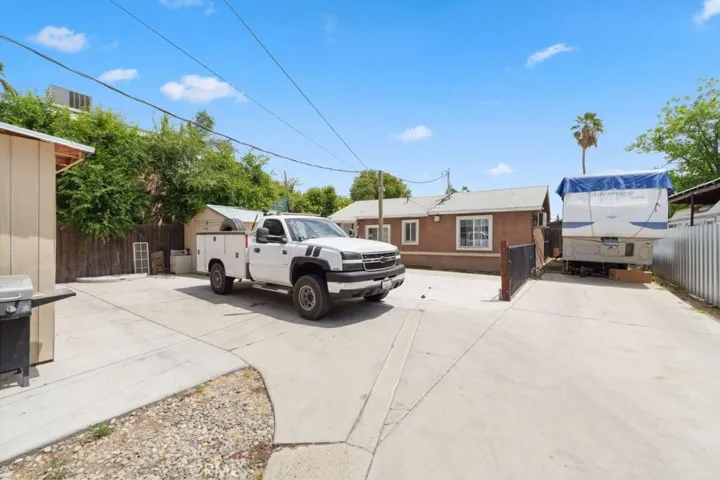 603 Hill, Bakersfield, California 93306
