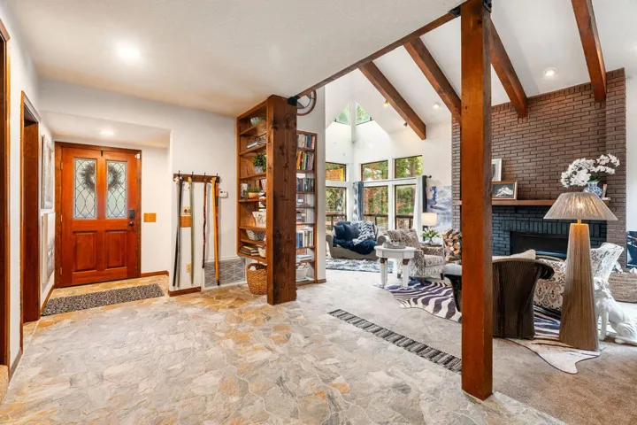 24680FernValleyRd-9