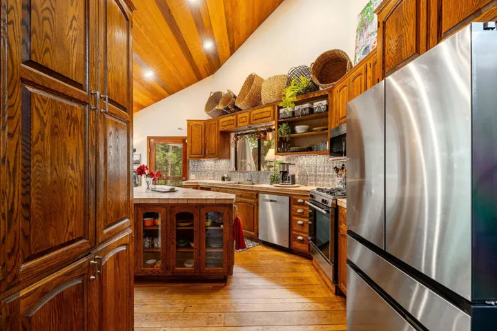 24680FernValleyRd-30