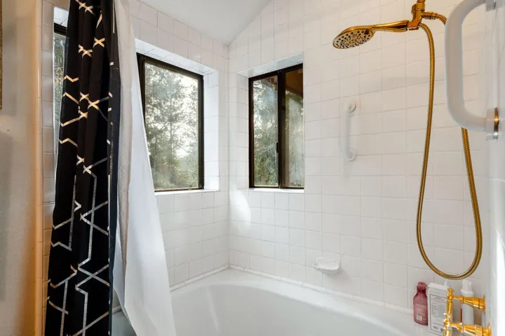24680FernValleyRd-46