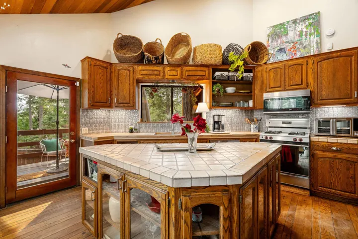 24680FernValleyRd-33
