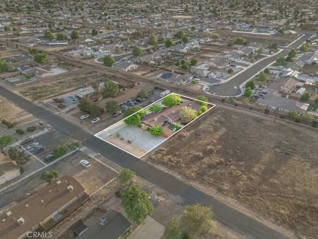 13250 Mohawk, Apple Valley, California 92308