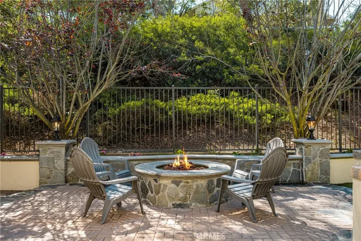 4 Lewiston Court, Ladera Ranch, California 92694