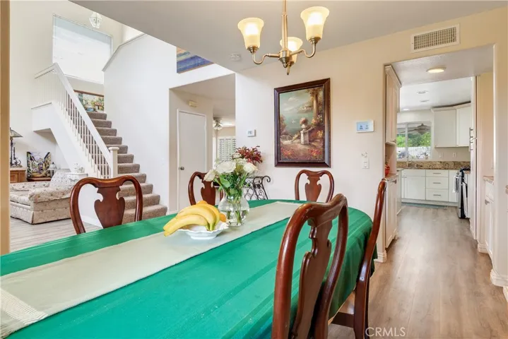 43359 Via Sabino, Temecula, California 92592