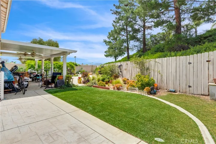 43359 Via Sabino, Temecula, California 92592