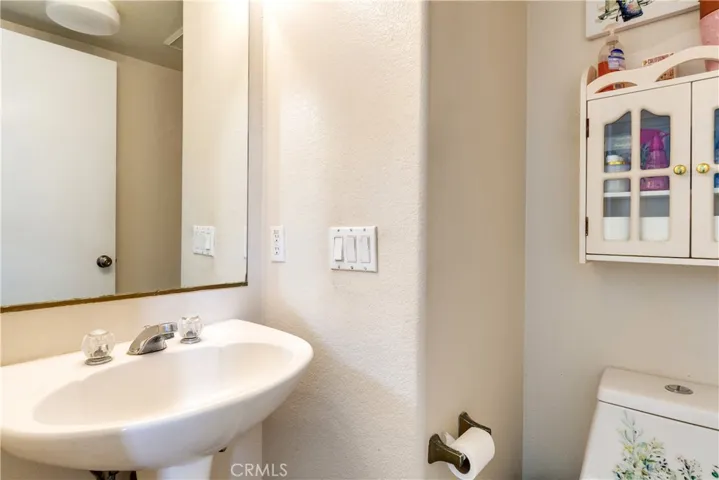 43359 Via Sabino, Temecula, California 92592