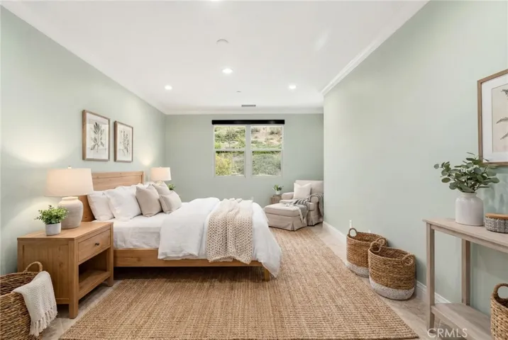 JR Suite. Virtually staged