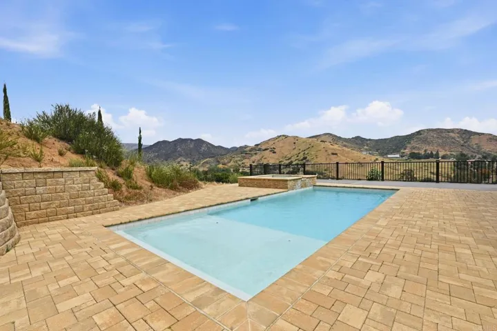 1910 Harbison Canyon Rd, El Cajon, California 92019