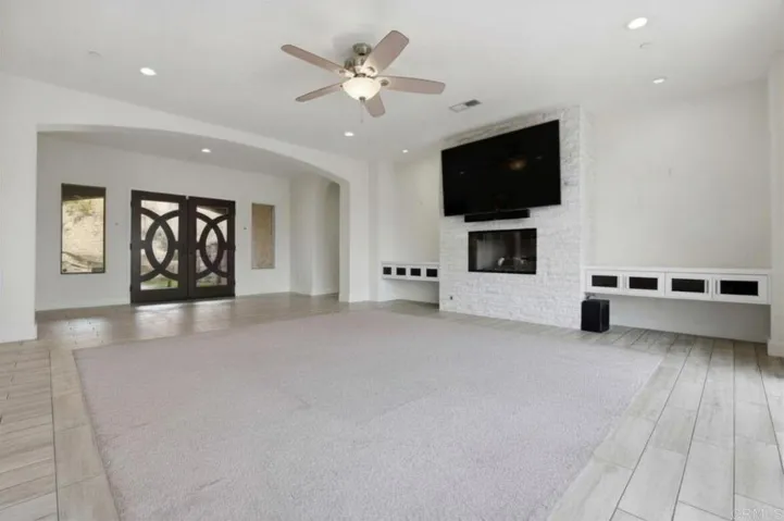 1910 Harbison Canyon Rd, El Cajon, California 92019