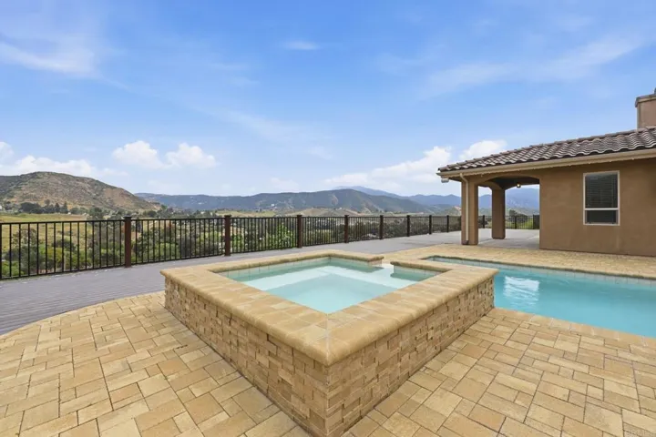 1910 Harbison Canyon Rd, El Cajon, California 92019