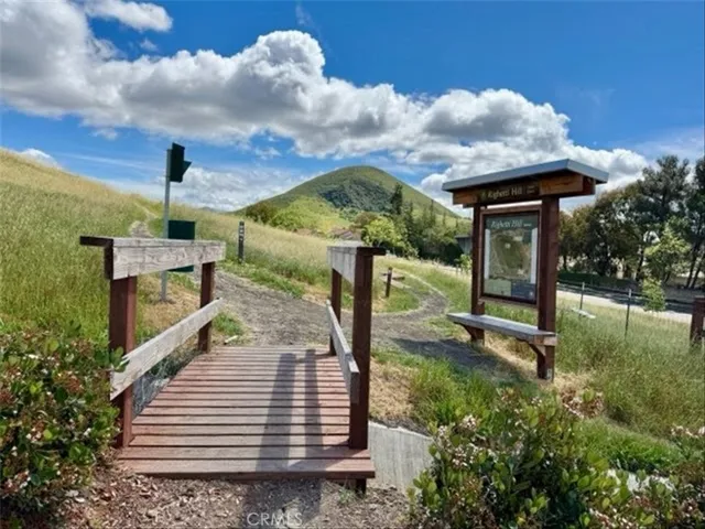 4553 Wavertree, San Luis Obispo, California 93401