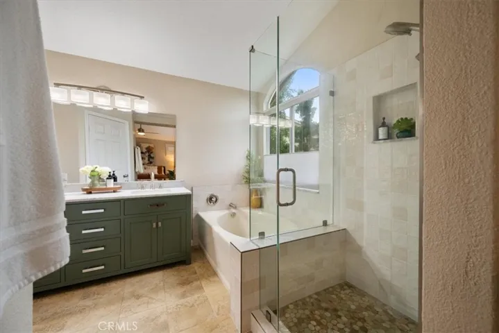 4553 Wavertree, San Luis Obispo, California 93401