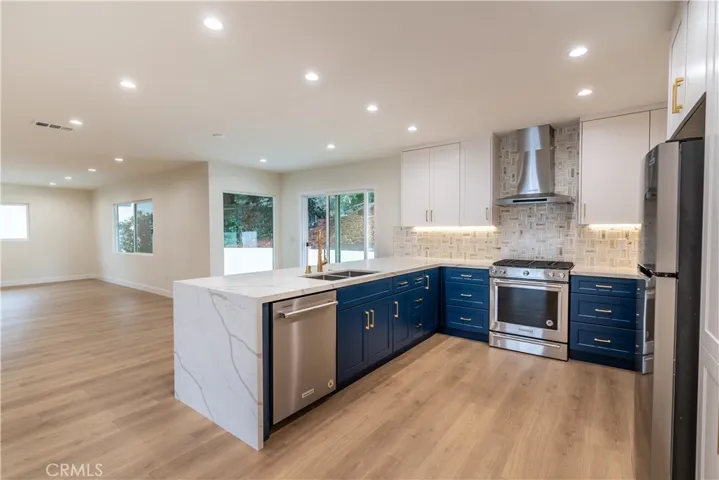 3bd 3bath kitchen