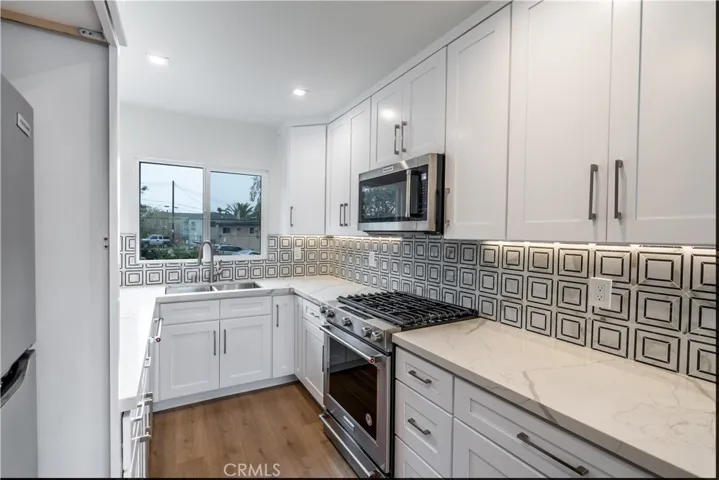 2bd 2bath kitchen