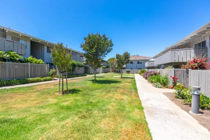 255 S Rengstorff Avenue 58, Mountain View, California 94040