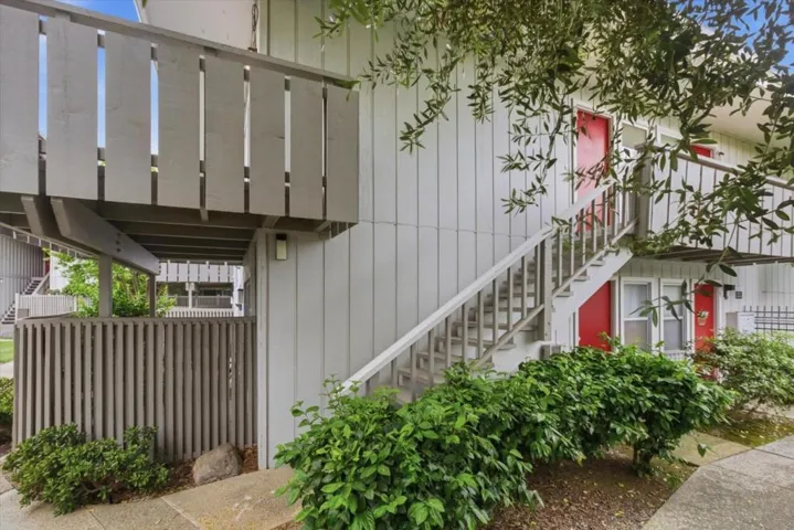 255 S Rengstorff Avenue 58, Mountain View, California 94040