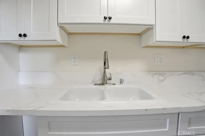 2011 W Katella, Anaheim, California 92804