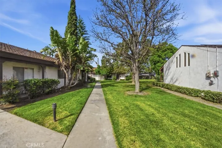 2011 W Katella, Anaheim, California 92804