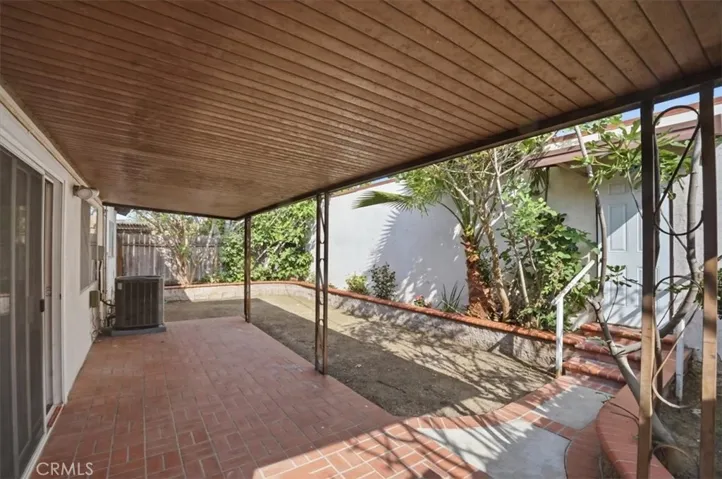2011 W Katella, Anaheim, California 92804