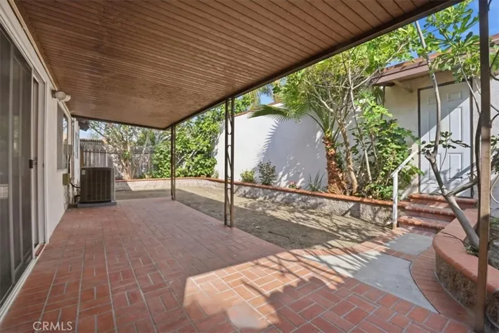 2011 W Katella, Anaheim, California 92804