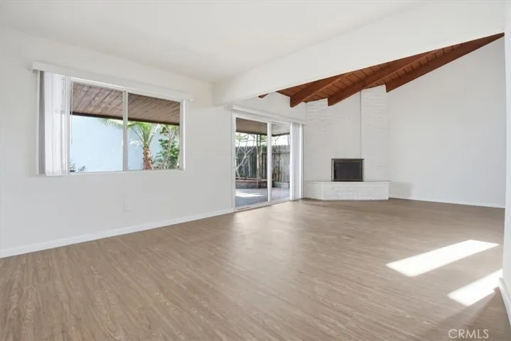 2011 W Katella, Anaheim, California 92804