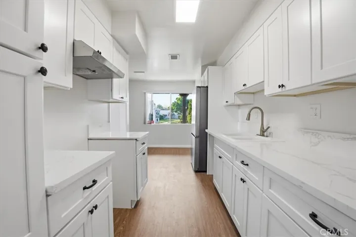2011 W Katella, Anaheim, California 92804