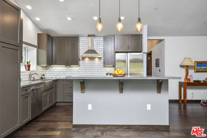 2447 Stonyvale Road, Tujunga, California 91042