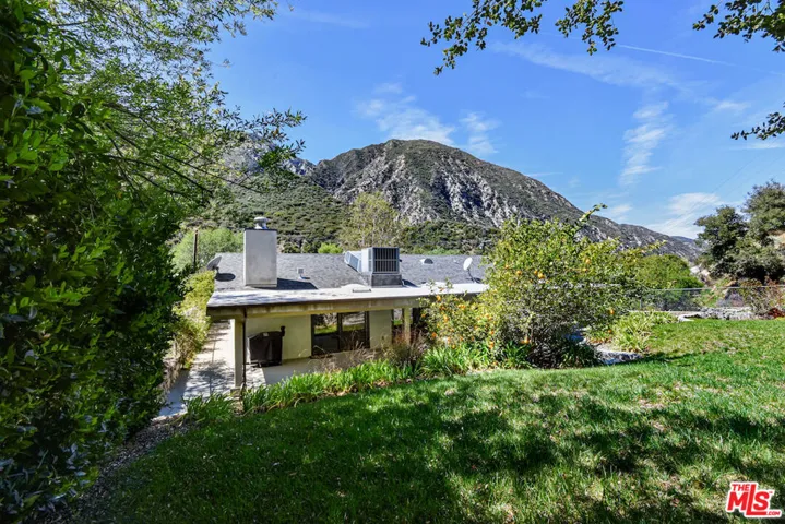 2447 Stonyvale Road, Tujunga, California 91042