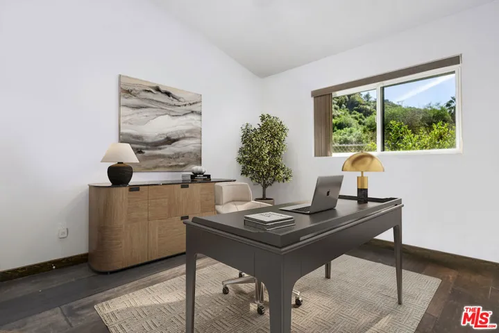2447 Stonyvale Road, Tujunga, California 91042