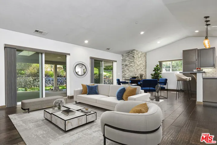 2447 Stonyvale Road, Tujunga, California 91042