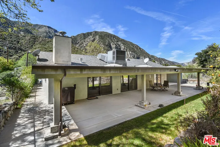 2447 Stonyvale Road, Tujunga, California 91042