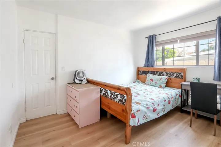 Main floor 5th Bedroom