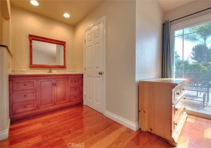 New vanity, walk-in closet