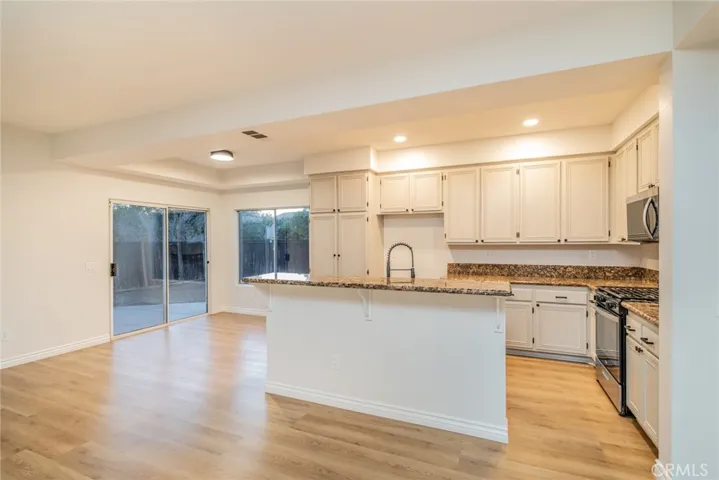 12736 Dorsey Court, Victorville, California 92392